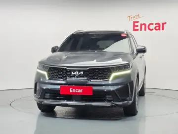 2023 Kia Sorento с пробегом 79 892 км