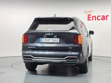 2023 Kia Sorento с пробегом 79 892 км