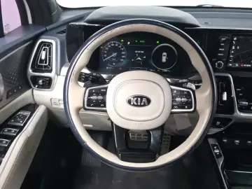 2021 Kia Sorento с пробегом 114 011 км