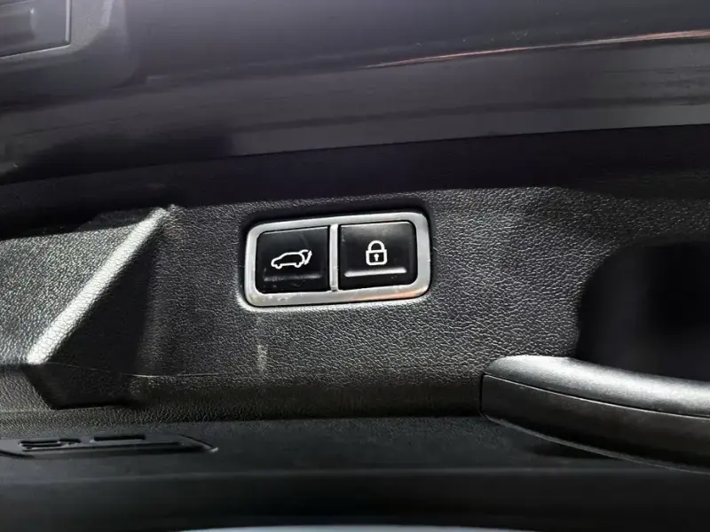 2022 Kia Sorento с пробегом 77 206 км