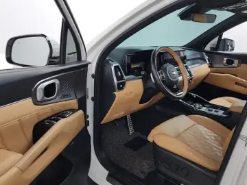 2020 Kia Sorento с пробегом 14 885 км
