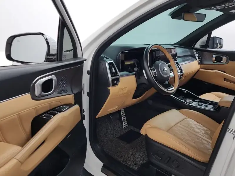 2020 Kia Sorento с пробегом 14 885 км