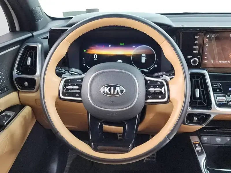 2020 Kia Sorento с пробегом 14 885 км