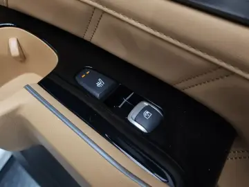 2020 Kia Sorento с пробегом 14 885 км