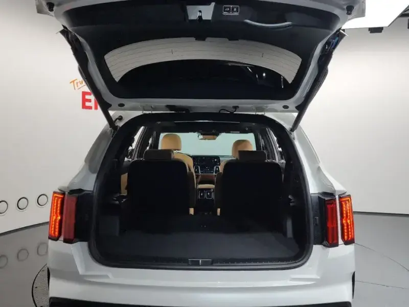 2020 Kia Sorento с пробегом 14 885 км