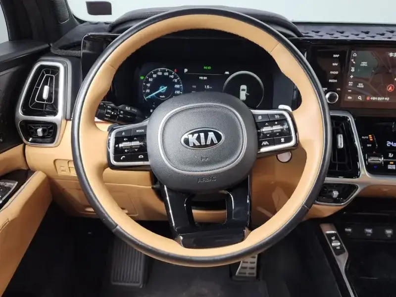 2021 Kia Sorento с пробегом 126 375 км