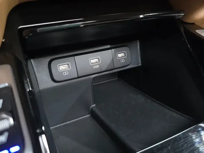 2022 Kia Sorento с пробегом 26 295 км