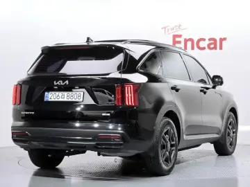 2023 Kia Sorento с пробегом 68 409 км