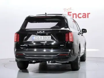 2023 Kia Sorento с пробегом 68 409 км