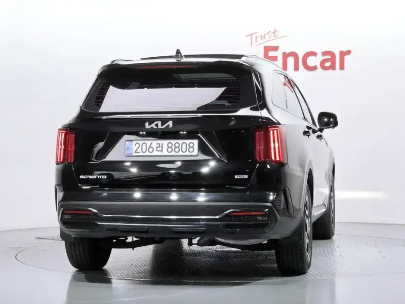 2023 Kia Sorento с пробегом 68 409 км