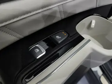 2022 Kia Sorento с пробегом 47 991 км