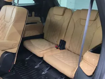 2023 Kia Sorento с пробегом 68 409 км