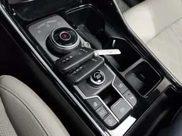 2022 Kia Sorento с пробегом 61 208 км