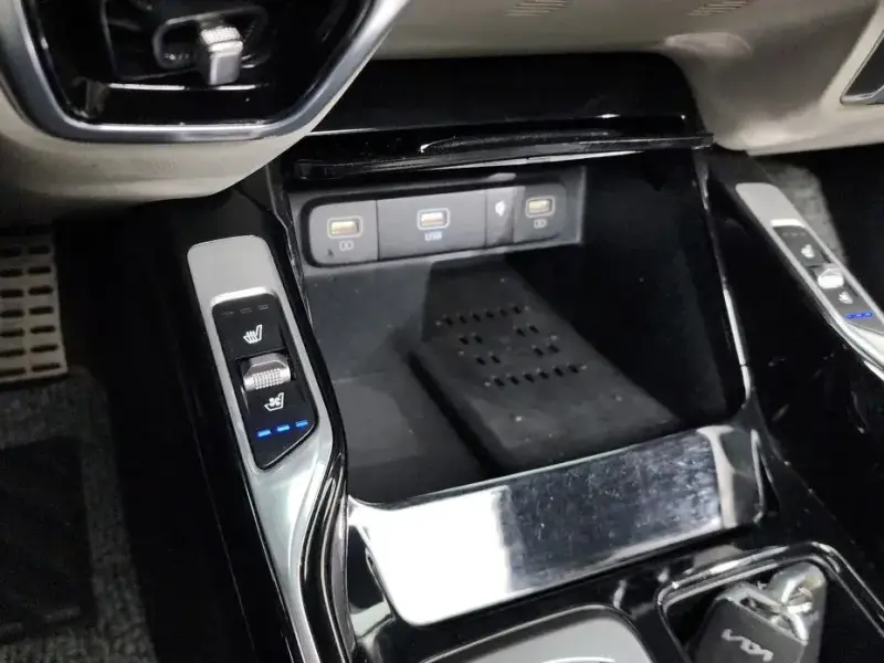 2022 Kia Sorento с пробегом 61 208 км