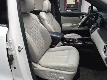 2022 Kia Sorento с пробегом 33 541 км