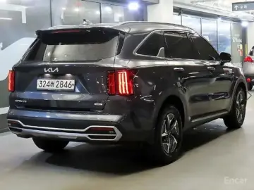 2023 Kia Sorento с пробегом 66 193 км