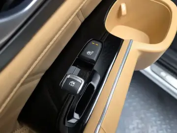2023 Kia Sorento с пробегом 39 708 км