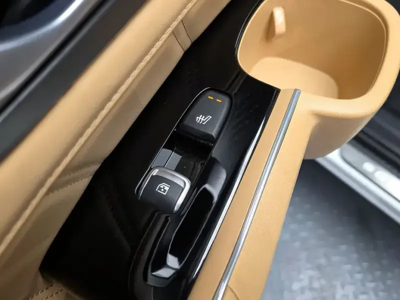 2023 Kia Sorento с пробегом 39 708 км