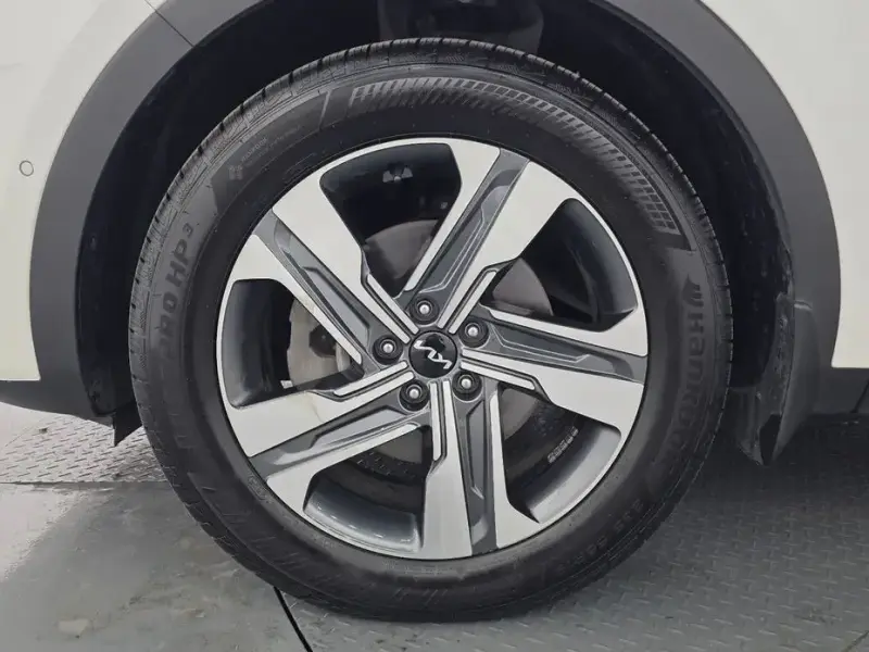 2023 Kia Sorento с пробегом 54 187 км
