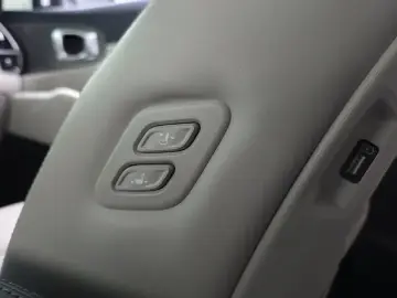 2023 Kia Sorento с пробегом 54 187 км