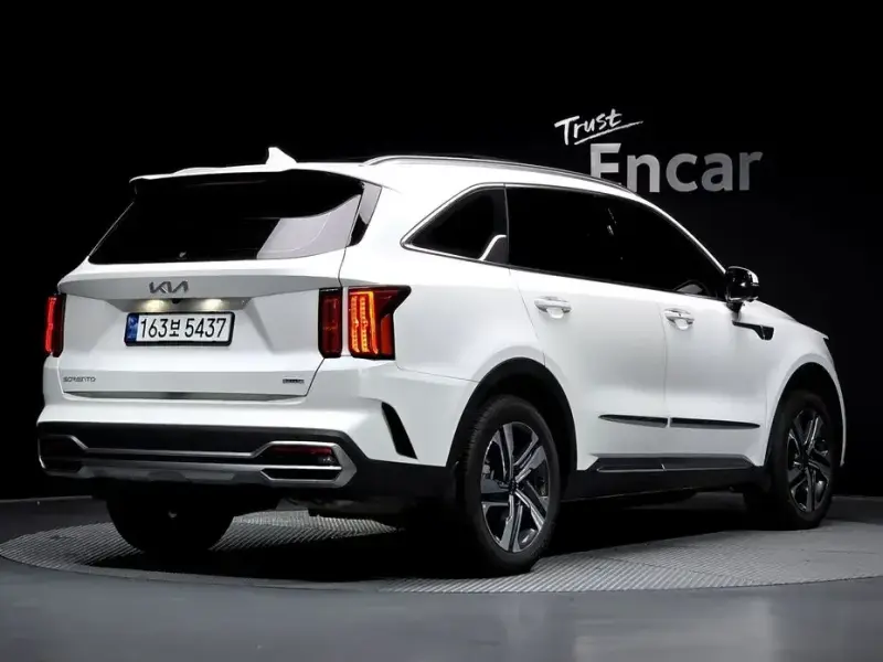 2023 Kia Sorento с пробегом 47 709 км