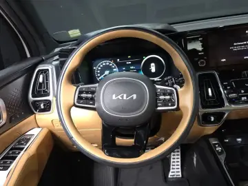2023 Kia Sorento с пробегом 47 709 км