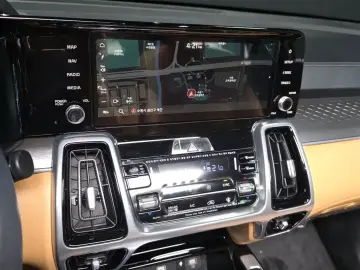 2023 Kia Sorento с пробегом 47 709 км