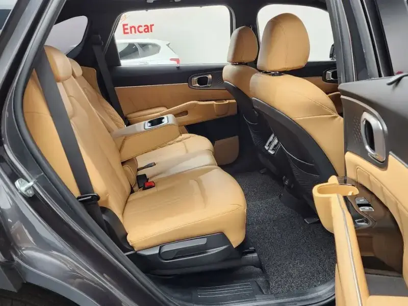 2022 Kia Sorento с пробегом 115 096 км