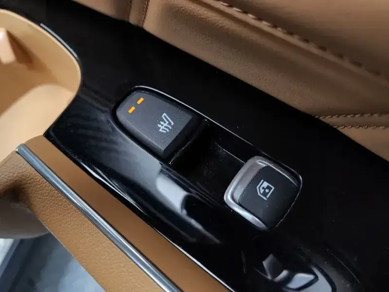 2022 Kia Sorento с пробегом 115 096 км