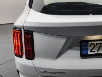 2022 Kia Sorento с пробегом 27 804 км