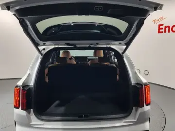 2022 Kia Sorento с пробегом 27 804 км