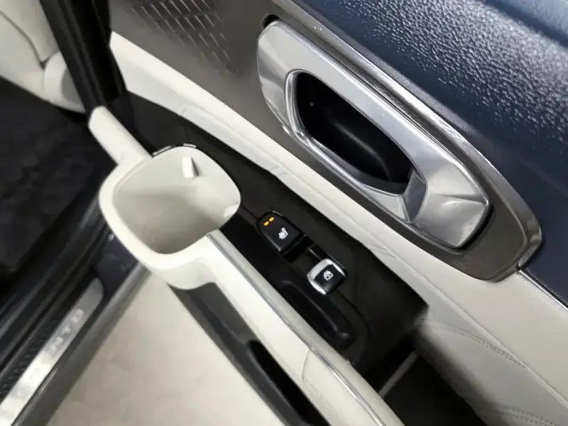 2022 Kia Sorento с пробегом 42 959 км
