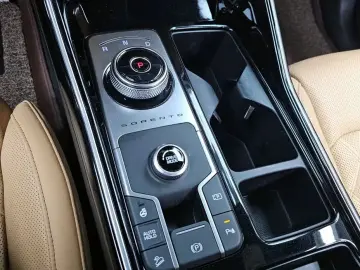 2021 Kia Sorento с пробегом 92 566 км