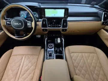 2023 Kia Sorento с пробегом 33 691 км