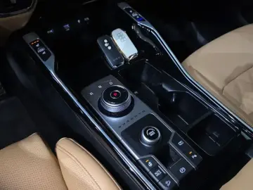 2023 Kia Sorento с пробегом 33 691 км