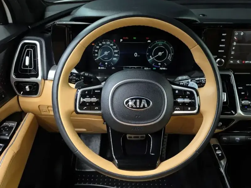 2020 Kia Sorento с пробегом 76 749 км