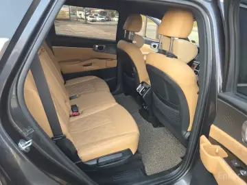 2021 Kia Sorento с пробегом 128 000 км