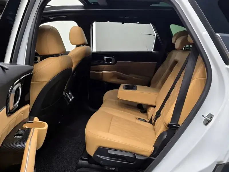 2022 Kia Sorento с пробегом 93 988 км