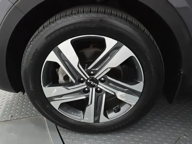 2023 Kia Sorento с пробегом 61 753 км