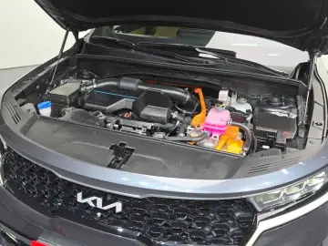 2023 Kia Sorento с пробегом 61 753 км