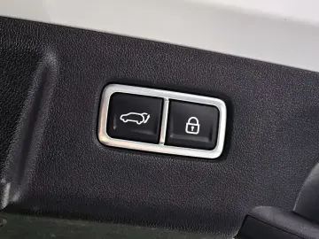 2022 Kia Sorento с пробегом 93 988 км
