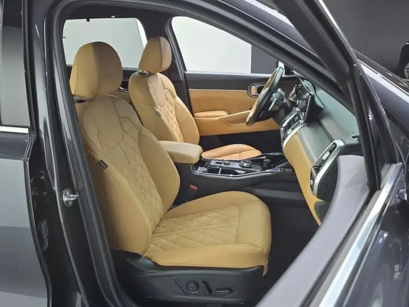 2023 Kia Sorento с пробегом 61 753 км
