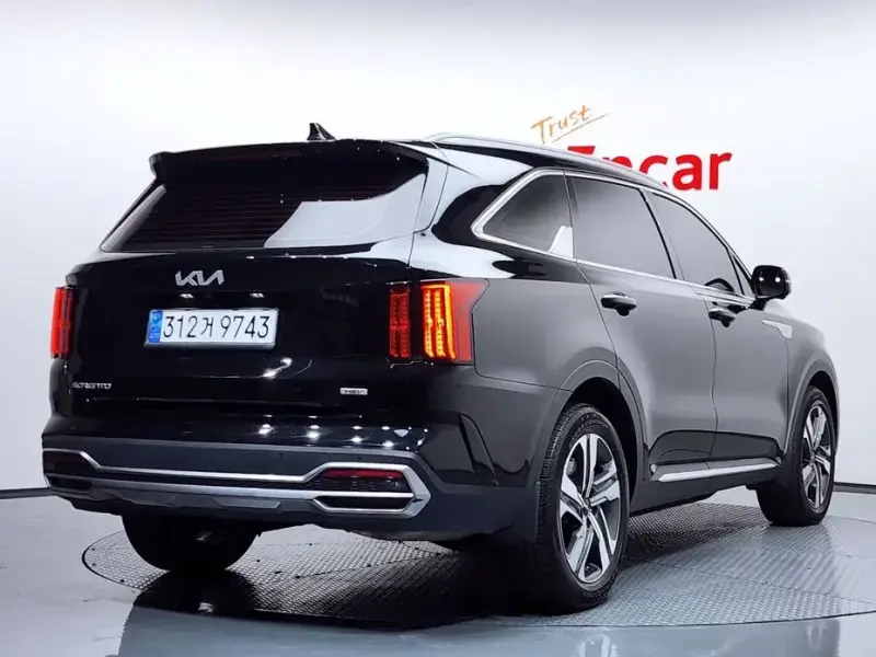 2023 Kia Sorento с пробегом 60 591 км