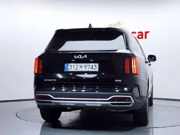 2023 Kia Sorento с пробегом 60 591 км