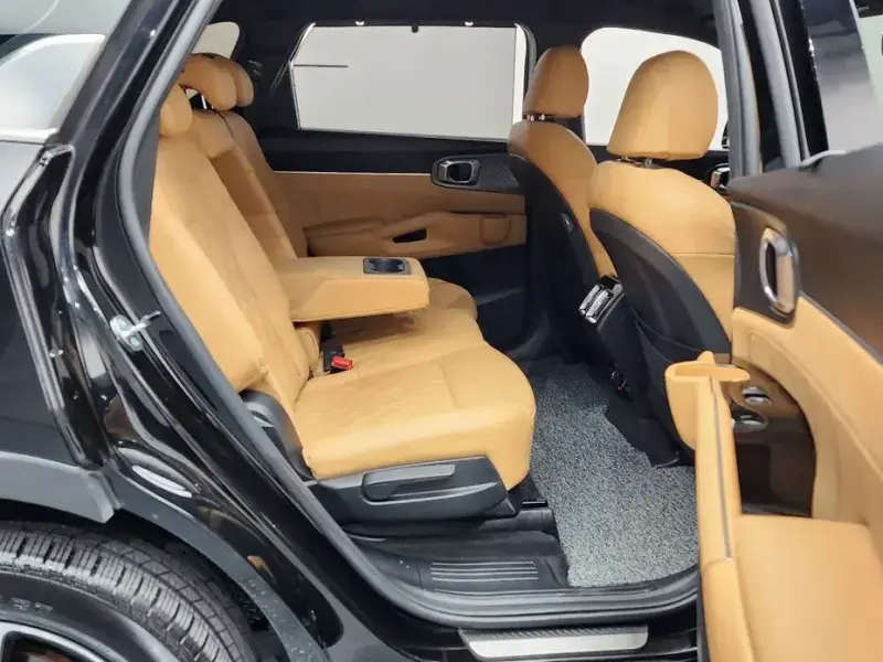 2023 Kia Sorento с пробегом 60 591 км