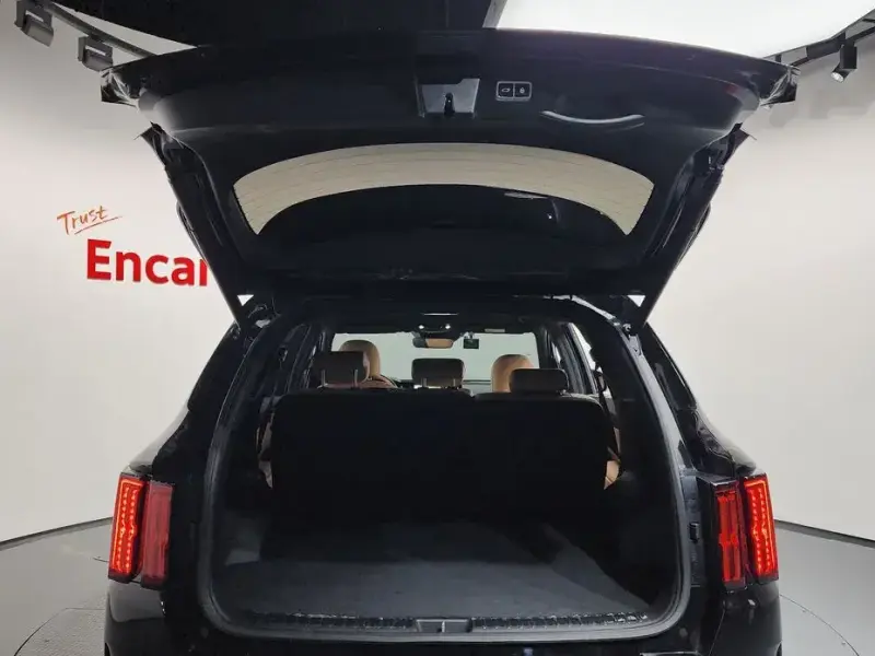 2023 Kia Sorento с пробегом 60 591 км