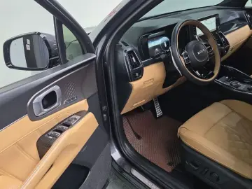 2023 Kia Sorento с пробегом 55 303 км