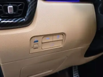 2023 Kia Sorento с пробегом 55 303 км