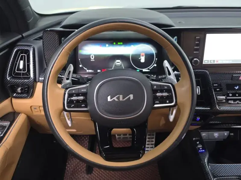 2023 Kia Sorento с пробегом 55 303 км