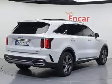 2023 Kia Sorento с пробегом 55 606 км